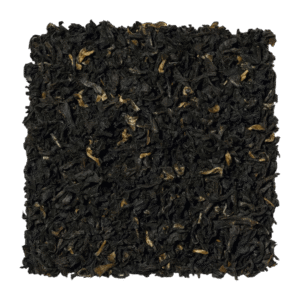 Losse blaadjes van LOOOM Noble Black breakfast tea: donkere zwarte theeblaadjes met gouden toppen