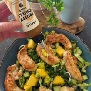 Rascal Komkommer mango salade met kip